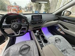 نيسان ألتيما